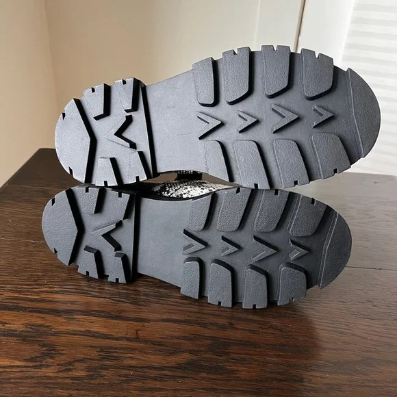 Steve Madden Kamlee Lug Sole Mary Jane. Size 8.5. Never Worn - Picture 6 of 9